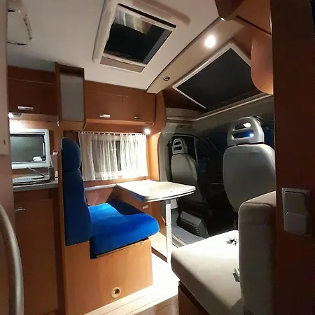 Kemping Camper For Rent